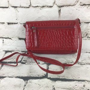 Buxton Purse Red Faux Snakeskin Compact Travel With Removable Crossbody Strap